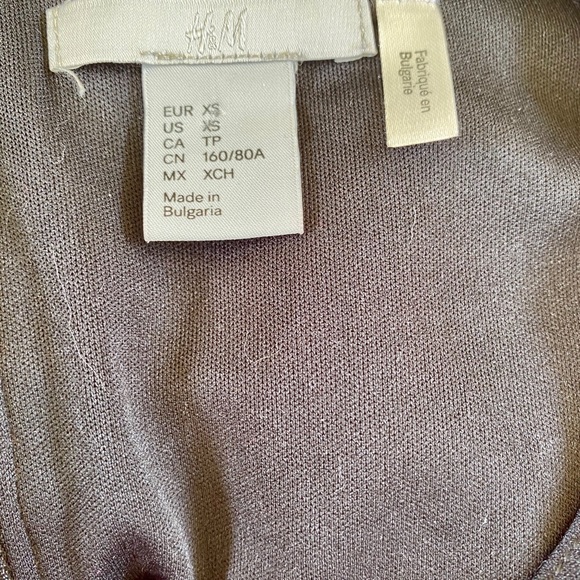 Beautiful lace dress from H&M. - Picture 4 of 7